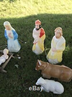 11 Piece Light Up Outdoor Blow Mold Nativity Set Manger Scene