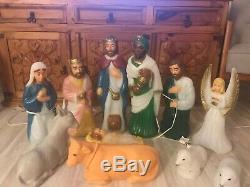 11 piece nativity blow mold set General Foam Plastics