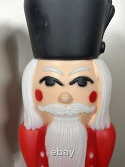 1988 TPI Nutcracker Soldiers Christmas Blow Mold 38 inch Matching Pair Vintage 2 1988 TPI Nutcracker Soldiers Christmas Blow Mold 38 inch Matching Pair Vintage 2