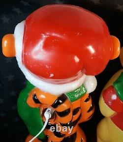 2 Disney Santas Best 18 Blow Molds Tigger Caroling & Winnie the Pooh WORKING g+