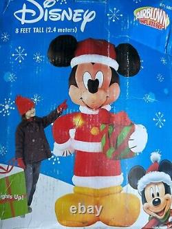 2007 Gemmy 8' Mickey Mouse Holding Present Lighted Christmas Inflatable Airblown