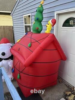 2008 Gemmy Peanuts 7 Ft Christmas Air blown Inflatable Snoopy House Tested Rare