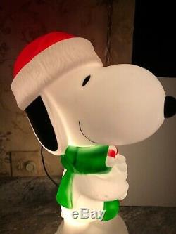 24 Snoopy Christmas Gemmy Blow Mold Santa Hat Candy Cane Yard Decor Greeter New