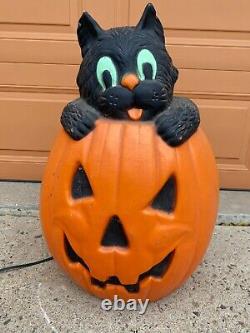 28 Lighted Halloween Blow Mold Jack-O-Lantern Pumpkin Black Cat TPI Canada'94