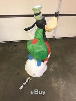 36 Disney Santas Best Goofy Lighted Christmas Outdoor Blow Mold Yard Decor