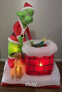 6 FT RARE Airblown Grinch Pulling Christmas Tree Chimney 2007 Yard Inflatable