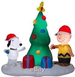 6 Ft SNOOPY & CHARLIE BROWN DECORATING CHRISTMAS TREE Airblown Inflatable