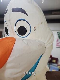 7.5' OLAF & SVEN FROM DISNEY'S FROZEN Airblown Lighted Yard Inflatable