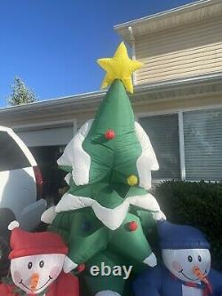 AIRBLOWN inflatable 8 foot tall Christmas tree with snowpeople lights up