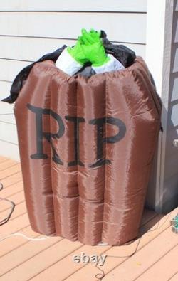 Airblown Inflatable Vampire/ Dracula Rising From Tombstone 2005 Airblown Inflatable Vampire/ Dracula Rising From Tombstone 2005