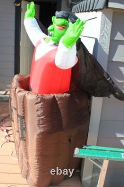 Airblown Inflatable Vampire/ Dracula Rising From Tombstone 2005 Airblown Inflatable Vampire/ Dracula Rising From Tombstone 2005