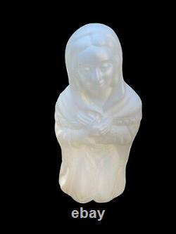 Blow Mold Nativity General Foam Plastics 6 Piece Pearl White Wiseman & Shepherds