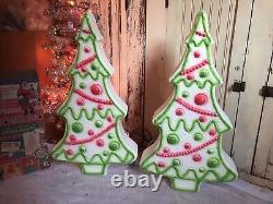 Blow Mold White Gingerbread Trees Red And Green Union Don Featherstone 29