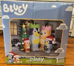 Bluey Family Inflatable, Christmas Decoration, Outdoor 8ft x 6ft Lights Up! NEW