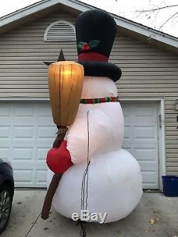 CHRISTMAS Airblown Inflatable SNOWMAN 12.5 FT Inflate and Celebrate
