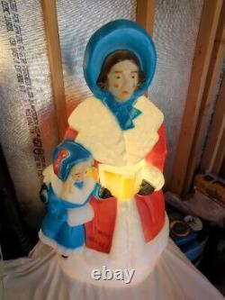 Carolers Dickens Victorian 3 Pc Blow Mold Christmas Yard Vintage 3840 HUGE