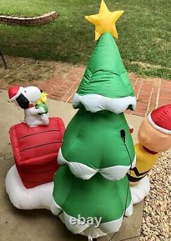 Charlie Brown Christmas Yard Inflatable Blow Up Snoopy
