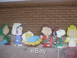 Charlie Brown Christmas play Nativity set Yard art 28 in