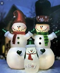 Christmas 2018 12 ft. Inflatable HUGEFrosty Snowman Family LED Lights NEW