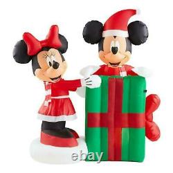 Christmas 5 Ft Santa Animated Mickey Mouse Minnie Present Airblown Inflatable