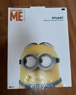 Christmas 9.5 ft Giant Airblown Inflatable Lighted Despicable Me Stuart 2017