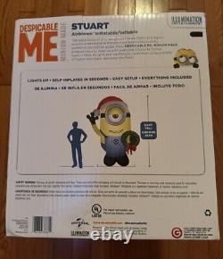 Christmas 9.5 ft Giant Airblown Inflatable Lighted Despicable Me Stuart 2017