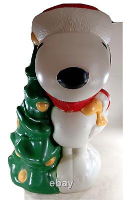 Christmas Blow Mold Snoopy Peanuts Tree Woodstock General Foam 30 USA 2010