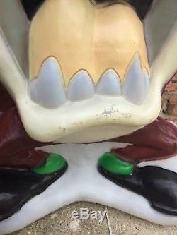 Christmas Tasmanian Devil 40 Inch Blow Mold Pre-owned Condition