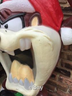 Christmas Tasmanian Devil 40 Inch Blow Mold Pre-owned Condition