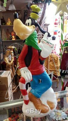 Christmas blow mold GOOFY 38 tall - Beautiful Condition adjustable ears