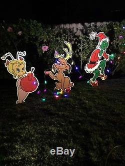 Cindy Lou, GRINCH & Max dog Stealing CHRISTMAS Lights Yard Art