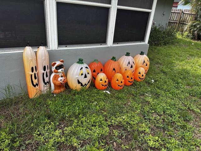 Collection Of Vintage Blow Molds 12 Pieces Lot Halloween