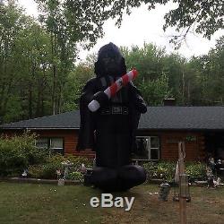 Darth Vader Xmas 16 Ft Inflatable, New