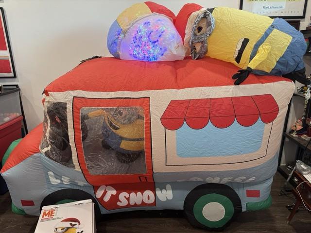 Despicable Me Minions Kaleidoscope Airblown Inflatable Christmas Van 8.5 Ft