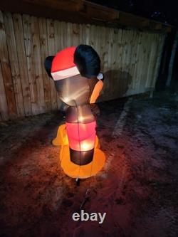 Disney Airblown Micky Mouse With Pluto Self Inflating With Lights 5ft Mint Disney Airblown Micky Mouse With Pluto Self Inflating With Lights 5ft Mint