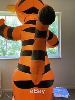 Disney Gemmy Airblown Inflatable Tigger Christmas Snowball Throwing 8' Tall Sant