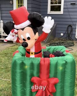 Disney Gemmy Mickey Minnie Mouse Animated Light Up Christmas Inflatable WORKS Disney Gemmy Mickey Minnie Mouse Animated Light Up Christmas Inflatable WORKS