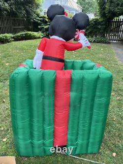 Disney Gemmy Mickey Minnie Mouse Animated Light Up Christmas Inflatable WORKS Disney Gemmy Mickey Minnie Mouse Animated Light Up Christmas Inflatable WORKS