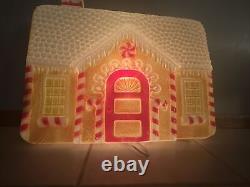 Don Featherstone Gingerbread House Blow Mold Light Display Vintage 1994/1995 1/2