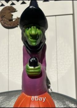 Don Featherstone Vintage Blowmold Purple Witch Riding Broom Light Halloween Deco