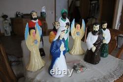 Empire & Union Vintage Plastic Table or Yard 8 Piece Christmas Nativity Grouping