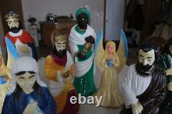 Empire & Union Vintage Plastic Table or Yard 8 Piece Christmas Nativity Grouping