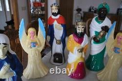 Empire & Union Vintage Plastic Table or Yard 8 Piece Christmas Nativity Grouping