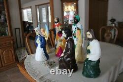 Empire & Union Vintage Plastic Table or Yard 8 Piece Christmas Nativity Grouping