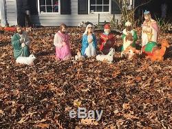 Empire illuminated Christmas nativity scene completed 12 piece blow mold set