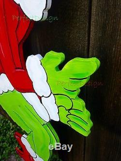 GRINCH Stealing the CHRISTMAS Lights Yard Art Decoration Right CUTE
