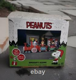 Gemmy 16.5 Ft Long Peanuts Train Scene Christmas Inflatable Used
