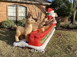 Gemmy 16.5 Ft Santa Feeding Eight Reindeer VIDEO Animated Christmas Inflatable