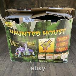 Gemmy 2006 12.5ft Airblown Inflatable Haunted House Halloween Gargoyle Lawn Deco