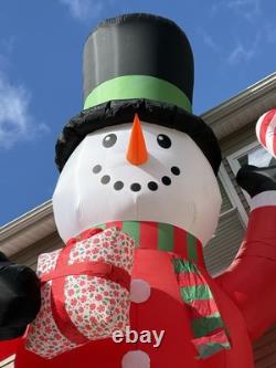 Gemmy 25ft Snowman Inflatable Gemmy 25ft Snowman Inflatable